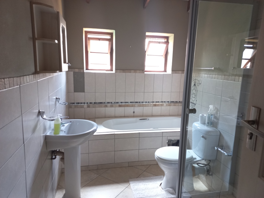 3 Bedroom Property for Sale in Waterval East North West